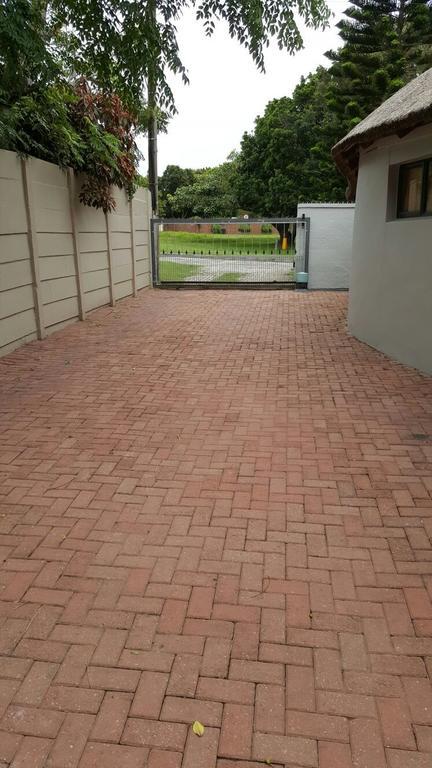 Tertia's Logcabin Port Alfred Esterno foto
